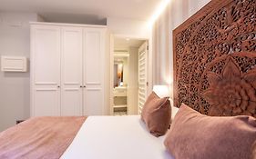 Serennia Fira Gran Via Exclusive Rooms